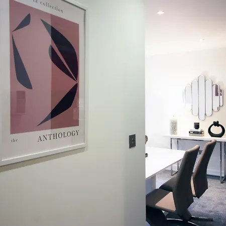 Appartement 2br Near Centre *