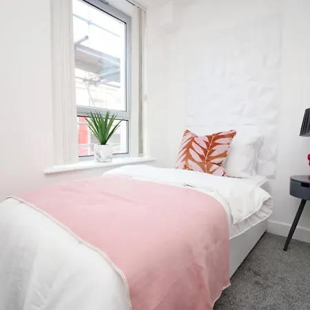 2br Near Centre Appartement