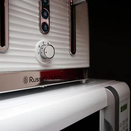 2br Near Centre Bristol