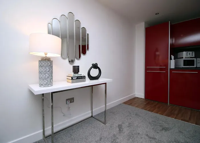 2br Near Centre Apartment