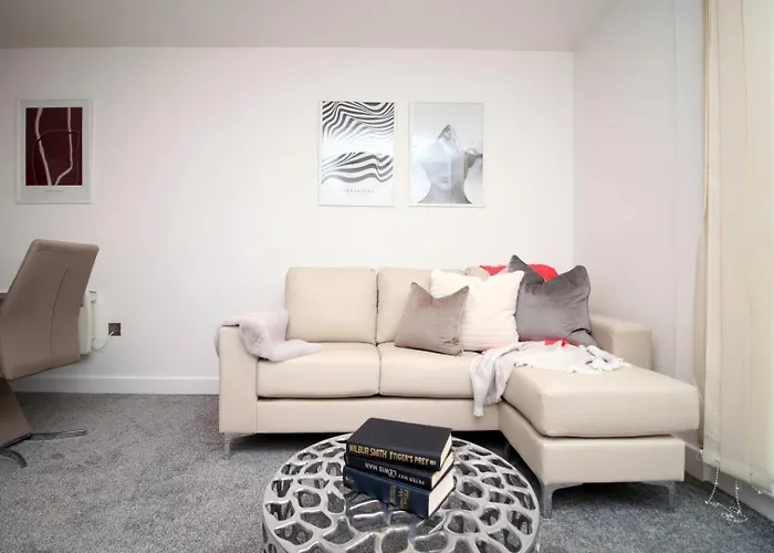 Apartment 2br Near Centre Bristol