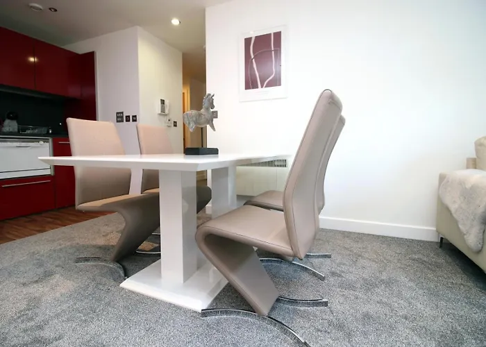 2br Near Centre Бристоль