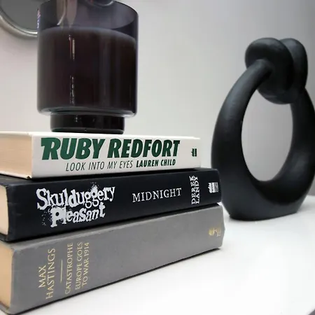 2br Near Centre Apartamento